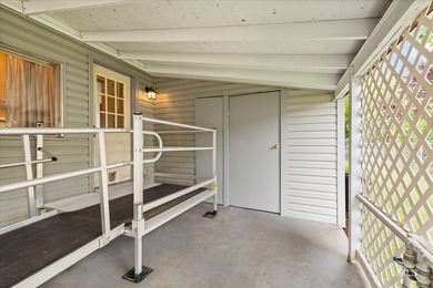 Tucked into a quiet, well maintained neighborhood with low HOA - photo 28