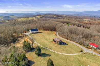 Located on top of a mountain in LaFollette, TN in close - photo 9