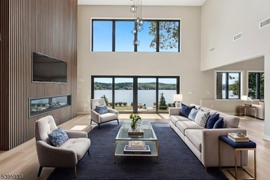 Welcome to an exceptional luxury retreat in sought-after West - photo 12