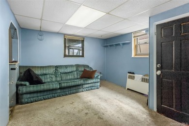 Charming Detached Home with Expansion Potential in Country Club - photo 19