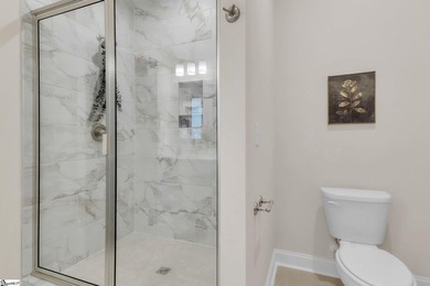 Call Celia Murphy with any questions or your private - photo 20
