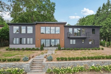 Welcome to an exceptional luxury retreat in sought-after West - photo 41