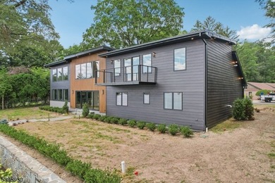 Welcome to an exceptional luxury retreat in sought-after West - photo 42