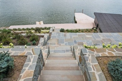 Welcome to an exceptional luxury retreat in sought-after West - photo 48