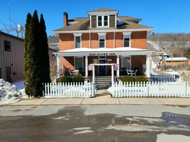 Greenbrier River Home For Sale in Marlinton West Virginia