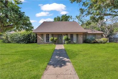 Lake Home Sale Pending in Waco, Texas