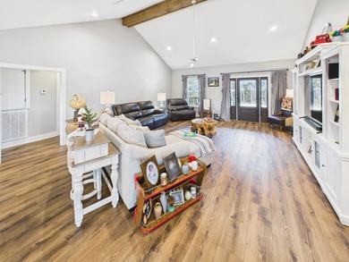 River Life Starts Here! Built in 2021 and situated on - photo 10