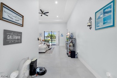 Welcome to your Cape Coral waterfront retreat! This beautifully - photo 6
