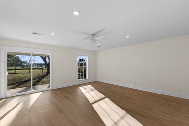 Motivated Seller! Will consider all offers! Fantastic value! - photo 11