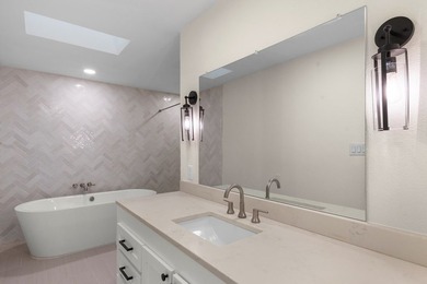 Motivated Seller! Will consider all offers! Fantastic value! - photo 14
