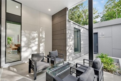 A rare fusion of innovation, design, & luxury; cutting-edge - photo 18