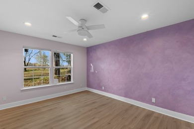 Motivated Seller! Will consider all offers! Fantastic value! - photo 21