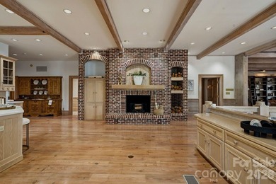 Welcome to a landmark Lake Wylie waterfront estate offering an - photo 26