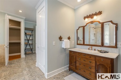 If you're looking for lakefront property with panoramic views of - photo 31