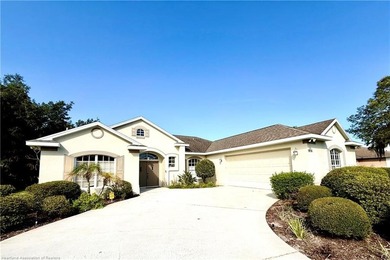 Live where you play! Large 3/2/2 POOL HOME located directly on a - photo 3