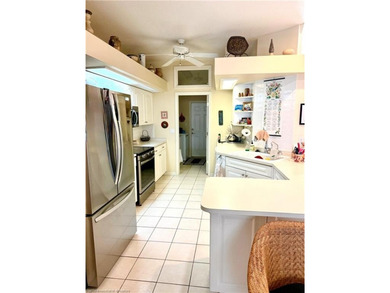 Live where you play! Large 3/2/2 POOL HOME located directly on a - photo 9
