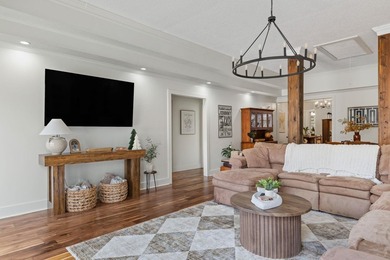 Welcome to your year-round waterfront getaway on Shoal Creek! - photo 3