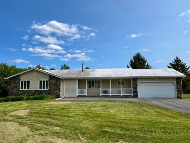 (private lake, pond, creek) Home For Sale in Woodbourne New York