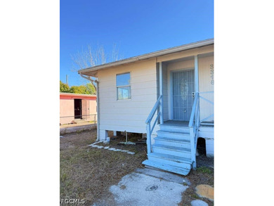 Opportunity awaits at 3316 Armstrong Ct in Fort Myers! This - photo 3