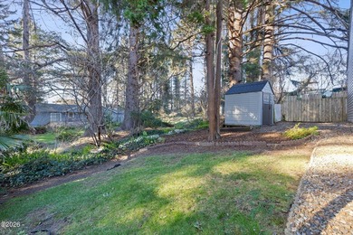 Coastal living awaits in Northwest Lincoln City! This two - photo 4