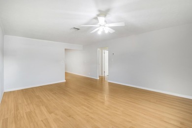 Welcome to 3814 Van Cott Place in Palm Beach Gardens - a - photo 5