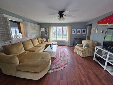Welcome to 75 Appleview Ct, located in the desirable Apple - photo 19