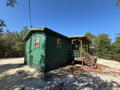 Seeking an Ocala National Forest cabin with all the creature - photo 3