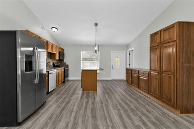 Under contract-accepting backup offers. Welcome to 3021 - photo 8