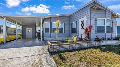 Welcome to easy Florida living in the highly desirable La Casa - photo 1