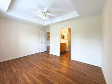You won't want to miss this!!! Come see this peaceful 2 bed, 1 - photo 7