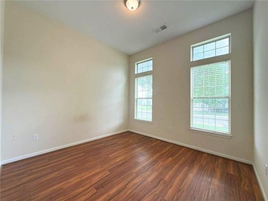 You won't want to miss this!!! Come see this peaceful 2 bed, 1 - photo 8