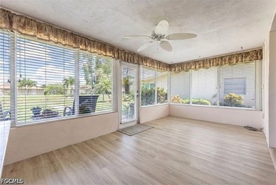 Fantastic villa with attached garage in this duplex style condo - photo 10