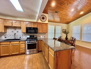 Stunning 2-bed, 2-bath (almost fully furnished) home offers - photo 13