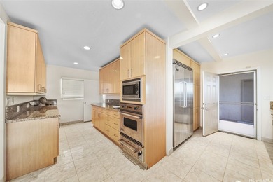 This beautifully appointed and spacious beach house is set in a - photo 6