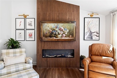 Stunning two-story luxury townhome with ultra convenient - photo 18