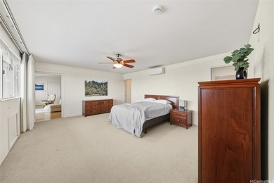 This beautifully appointed and spacious beach house is set in a - photo 10