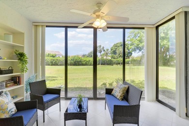 Beautifully maintained 2BR/2BA condo in Boca Delray Country Club - photo 1
