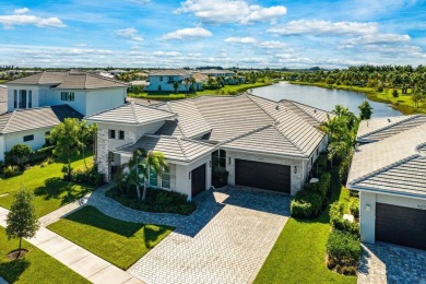 (private lake, pond, creek) Home For Sale in Palm Beach Gardens Florida