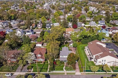 You will fall in love with this stunning colonial home in the - photo 29