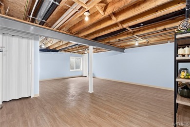 Stunning two-story luxury townhome with ultra convenient - photo 30
