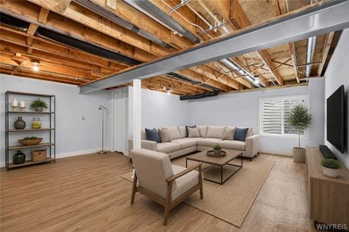 Stunning two-story luxury townhome with ultra convenient - photo 31