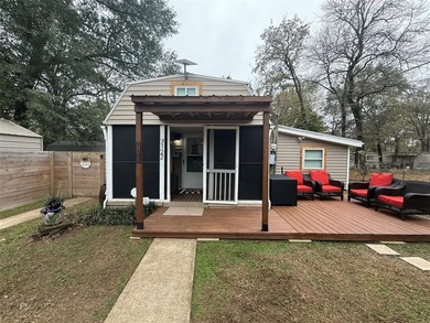 Lake Home For Sale in Mabank, Texas