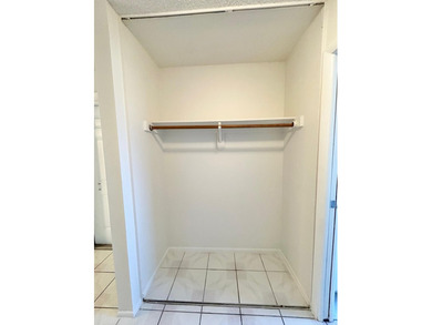 Ashley Villas is a pet friendly 55+ community. Pets allowed up - photo 4