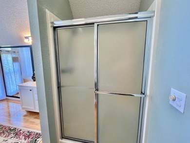 Stunning 2-bed, 2-bath (almost fully furnished) home offers - photo 35