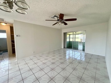 Ashley Villas is a pet friendly 55+ community. Pets allowed up - photo 7