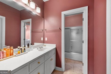Executive home located in the sought-after Kedron Hills - photo 42