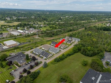 Stunning two-story luxury townhome with ultra convenient - photo 48