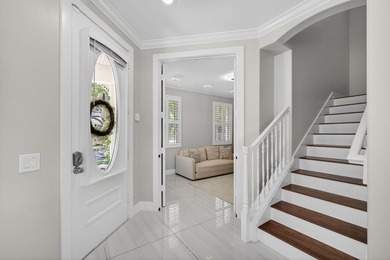 Exceptional updated 3 bed + den, 2.5 bath A-Model w/pool in New - photo 6