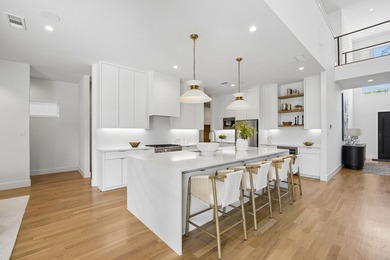 Stunning home in the heart of Lakewood, the coveted C-Streets - photo 9