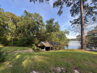 Lake life - farm life you can have it all with this spacious 3 - photo 8